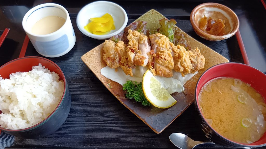 味彩館の山賊焼き定食